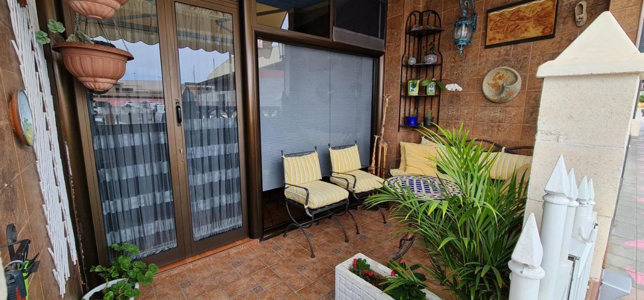Alojamientos Momi Loft Коралео Екстериор снимка
